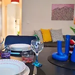 Urban - Colorful Design - Center Apartment Evreux