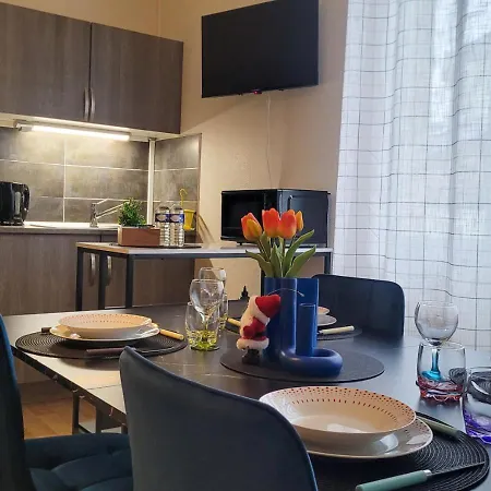 Urban - Colorful Design - Center