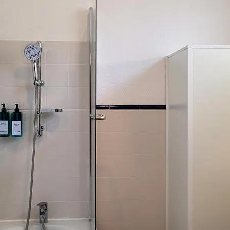 Urban - Colorful Design - Center