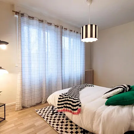 Апартаменты Urban - Colorful Design - Center