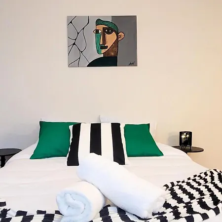 Апартаменты Urban - Colorful Design - Center