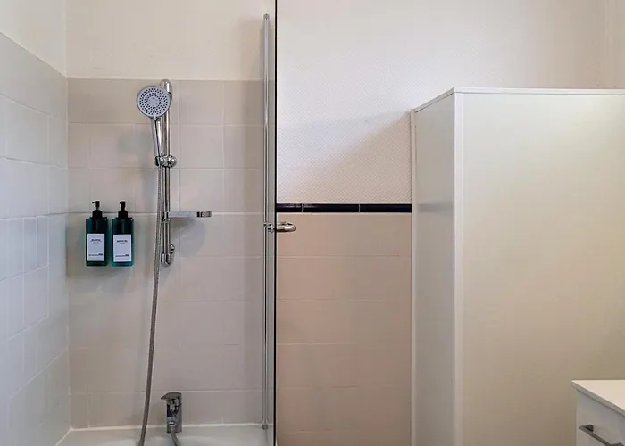 Urban - Colorful Design - Center