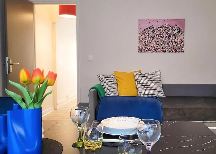 Urban - Colorful Design - Center Apartment *