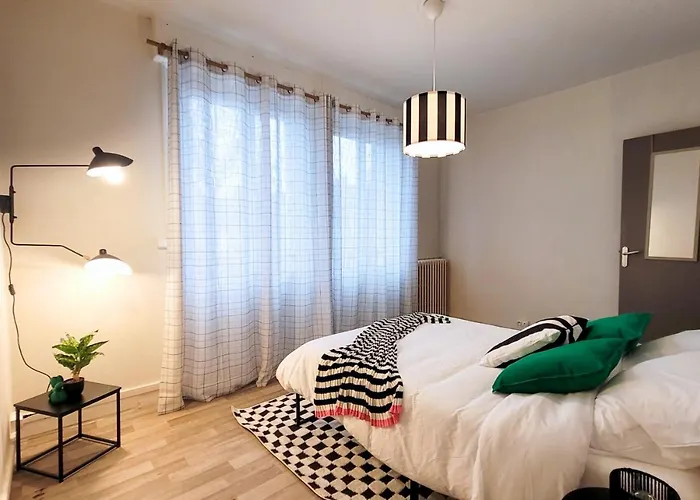 Апартаменты Urban - Colorful Design - Center