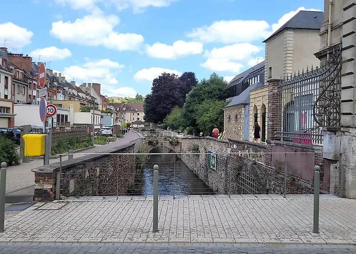 Urban - Colorful Design - Center Apartment *